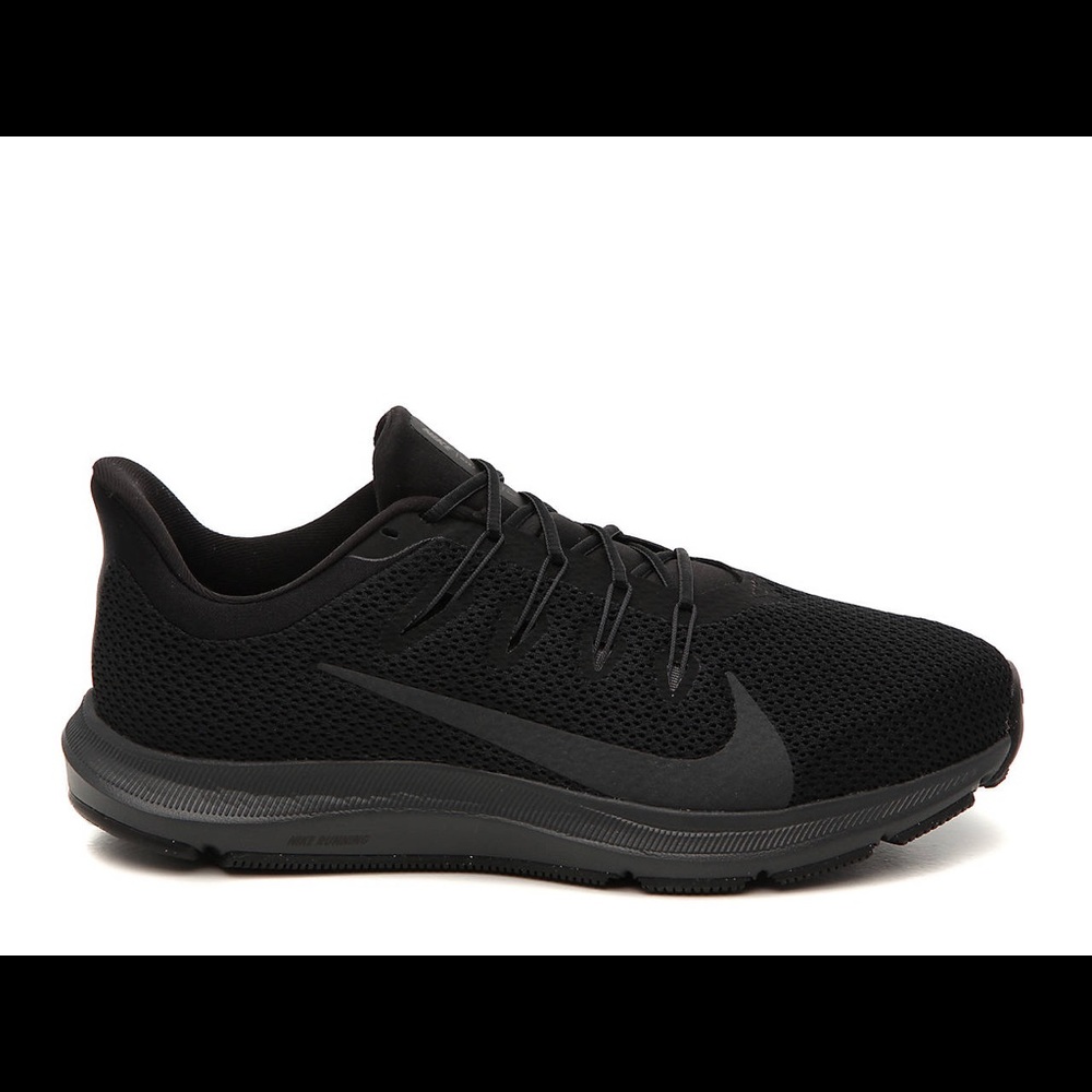 Nike Quest 2 4E Black Running Shoe Sneakers 9.5 W